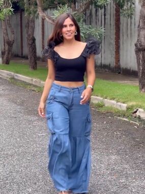 Vibrant Light Blue Wide-Leg Tiered Cargo Jeans